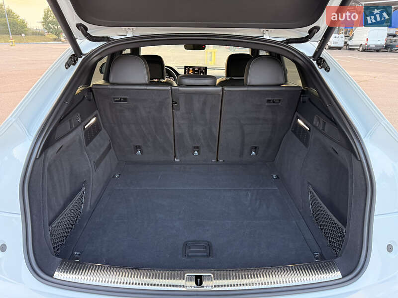 Позашляховик / Кросовер Audi SQ5 Sportback 2023 в Львові