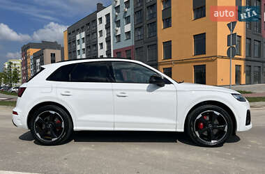 Внедорожник / Кроссовер Audi SQ5 2019 в 