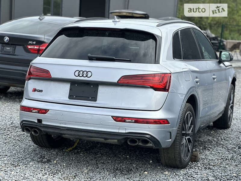 Внедорожник / Кроссовер Audi SQ5 2022 в 