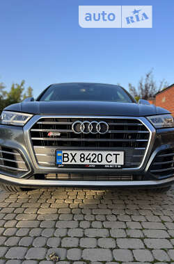Внедорожник / Кроссовер Audi SQ5 2017 в 