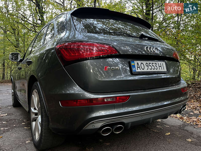 Внедорожник / Кроссовер Audi SQ5 2015 в Мукачево