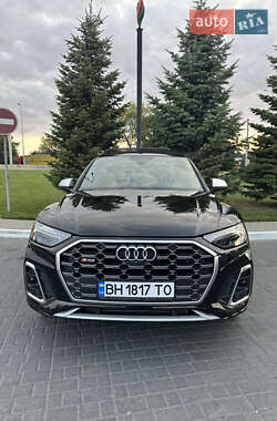 Внедорожник / Кроссовер Audi SQ5 2022 в 