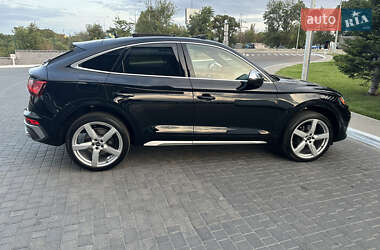 Внедорожник / Кроссовер Audi SQ5 2022 в 