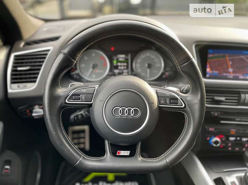 Внедорожник / Кроссовер Audi SQ5 2015 в Киеве