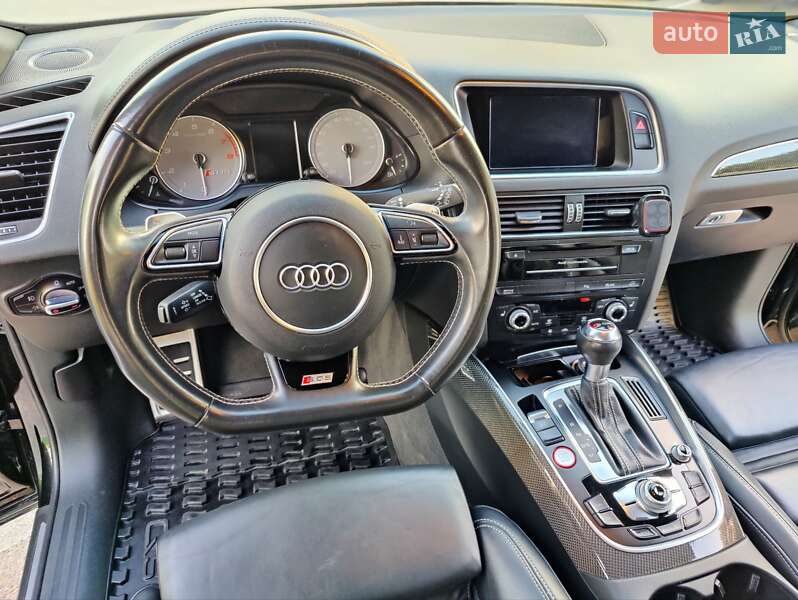 Внедорожник / Кроссовер Audi SQ5 2015 в Киеве