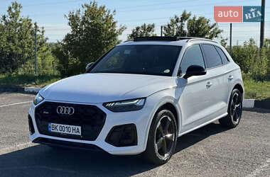 Внедорожник / Кроссовер Audi SQ5 2019 в 