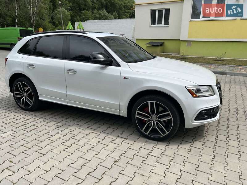 Внедорожник / Кроссовер Audi SQ5 2016 в Тернополе