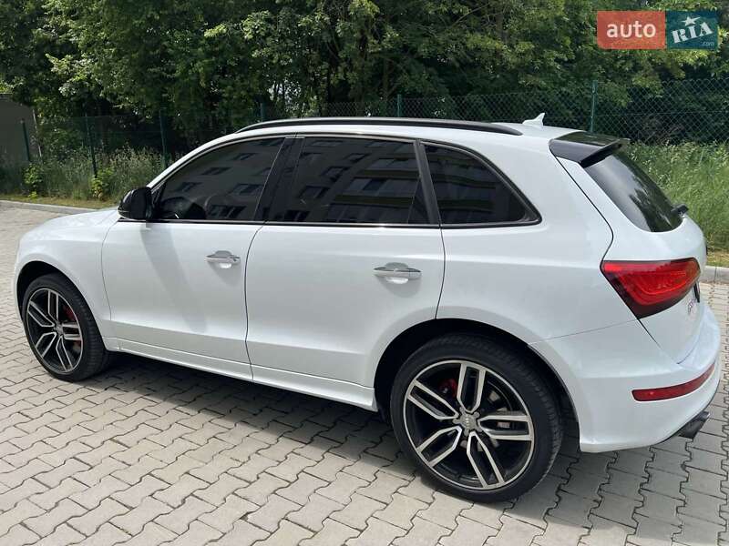 Внедорожник / Кроссовер Audi SQ5 2016 в Тернополе