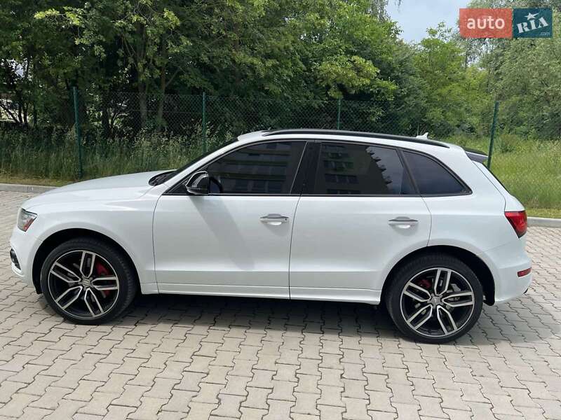 Внедорожник / Кроссовер Audi SQ5 2016 в Тернополе
