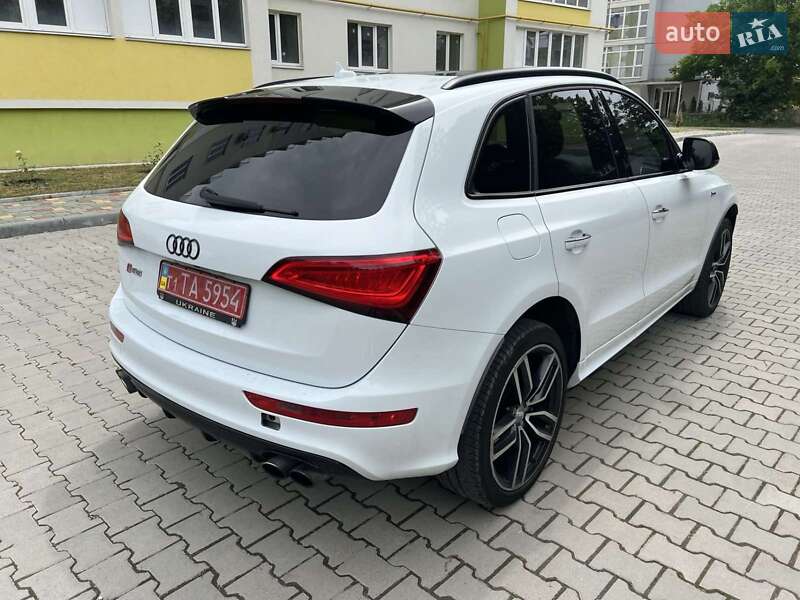 Внедорожник / Кроссовер Audi SQ5 2016 в Тернополе