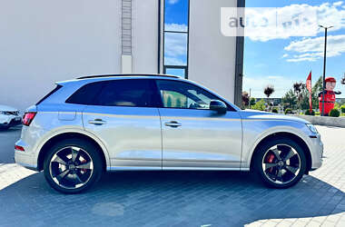 Позашляховик / Кросовер Audi SQ5 2018 в Києві