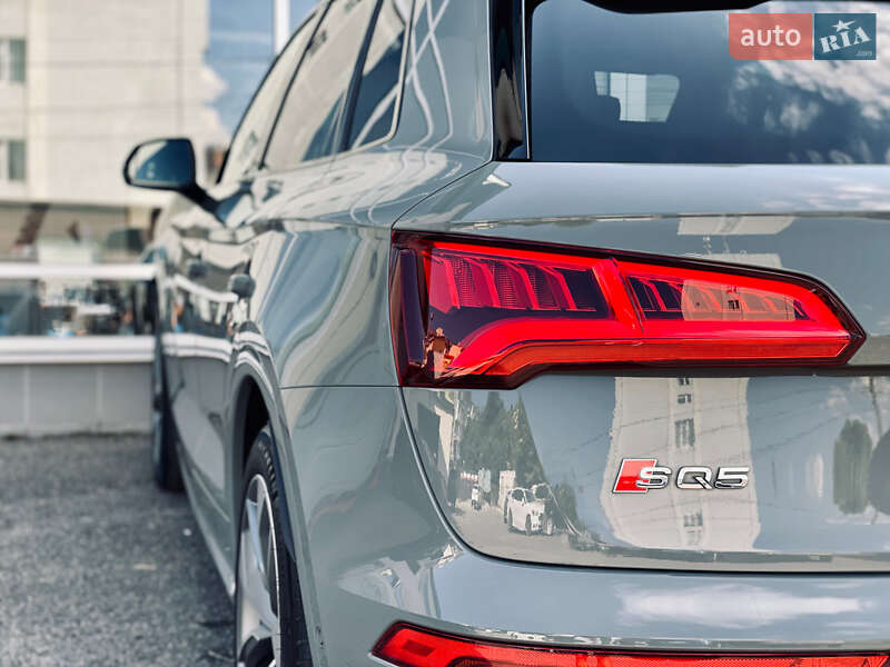 Позашляховик / Кросовер Audi SQ5 2019 в Одесі