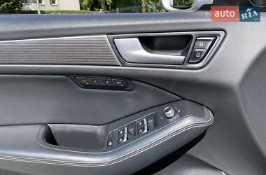 Внедорожник / Кроссовер Audi SQ5 2014 в 