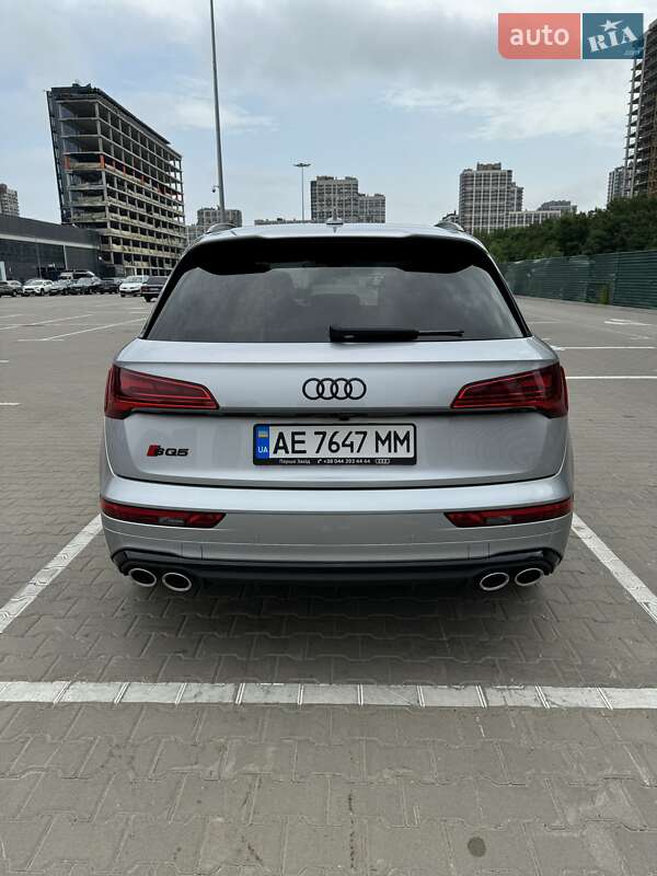 Позашляховик / Кросовер Audi SQ5 2021 в Києві