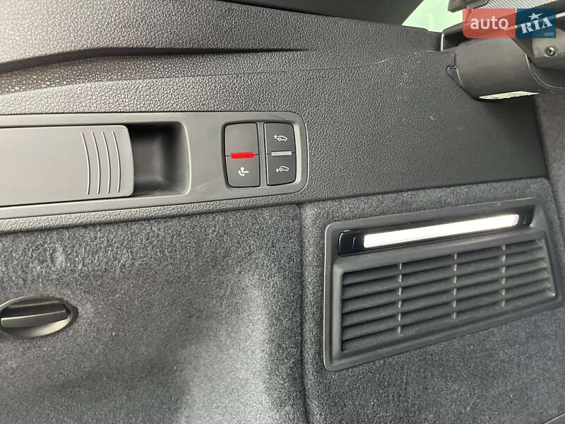 Внедорожник / Кроссовер Audi SQ5 2017 в Киеве фото 62 Внедорожник / Кроссовер Audi SQ5 2017 в Киеве