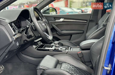 Внедорожник / Кроссовер Audi SQ5 2021 в 