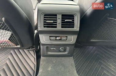 Внедорожник / Кроссовер Audi SQ5 2021 в 