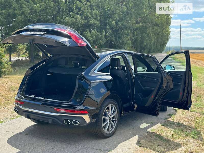 Внедорожник / Кроссовер Audi SQ5 2021 в Умани