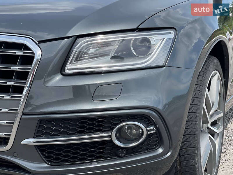 Внедорожник / Кроссовер Audi SQ5 2016 в Ужгороде