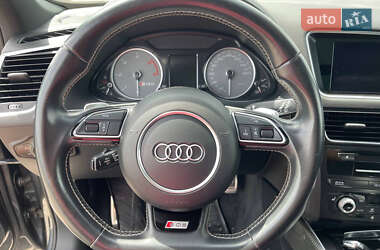 Внедорожник / Кроссовер Audi SQ5 2016 в 