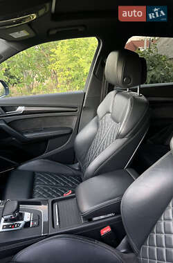 Внедорожник / Кроссовер Audi SQ5 2019 в 