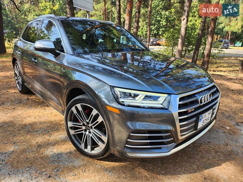 Внедорожник / Кроссовер Audi SQ5 2018 в Киеве