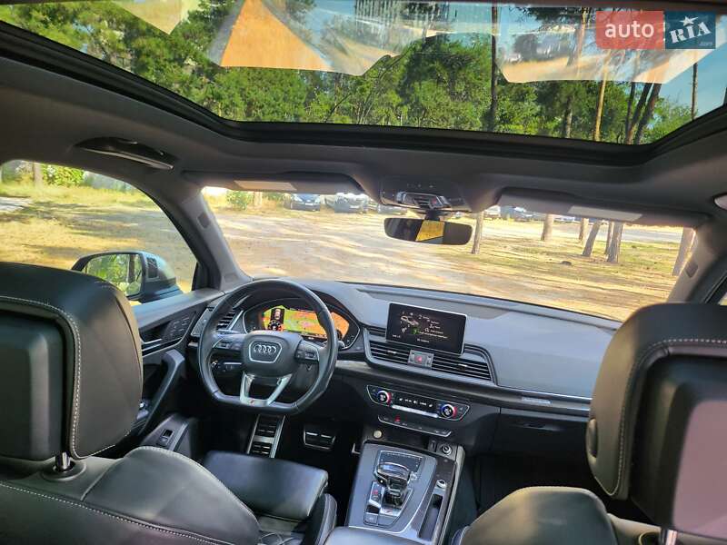 Внедорожник / Кроссовер Audi SQ5 2018 в Киеве