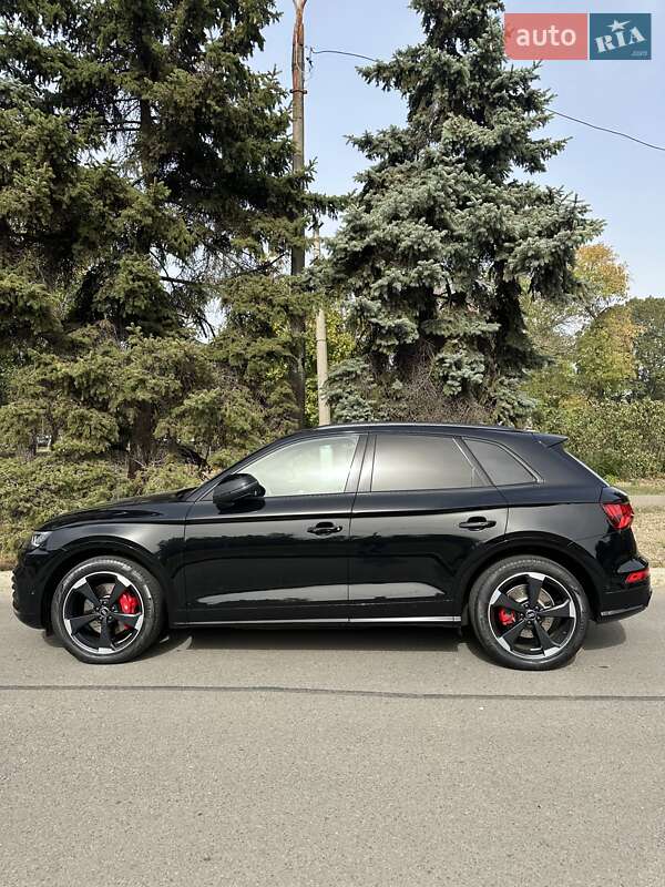 Позашляховик / Кросовер Audi SQ5 2019 в Одесі