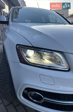 Внедорожник / Кроссовер Audi SQ5 2015 в 