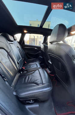Внедорожник / Кроссовер Audi SQ5 2015 в 