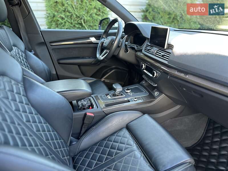 Внедорожник / Кроссовер Audi SQ5 2018 в Львове