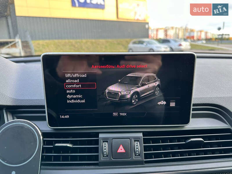Внедорожник / Кроссовер Audi SQ5 2018 в Ровно