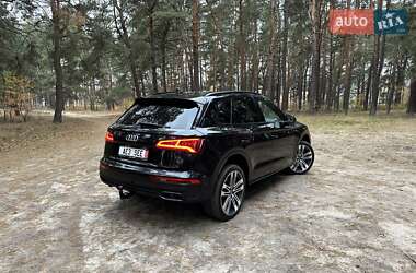 Внедорожник / Кроссовер Audi SQ5 2018 в Киеве