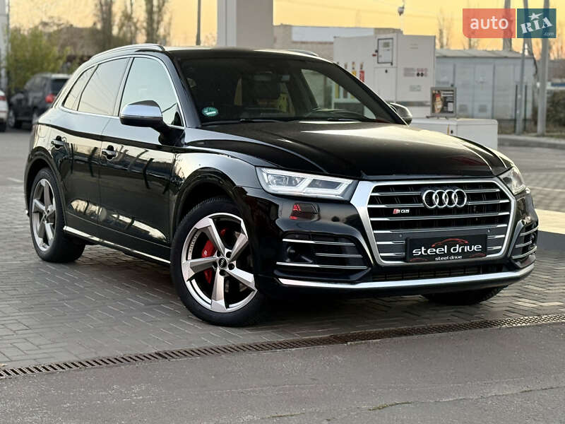 Внедорожник / Кроссовер Audi SQ5 2017 в Николаеве