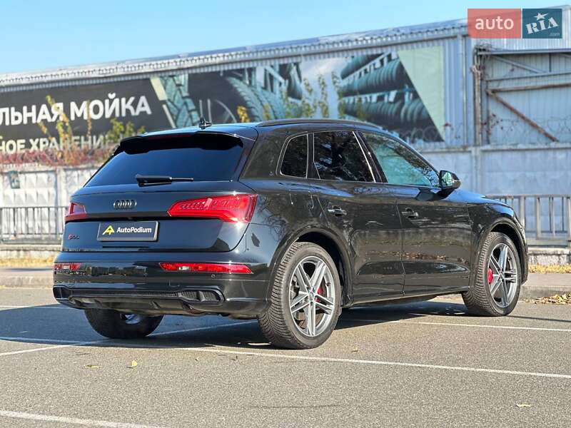 Внедорожник / Кроссовер Audi SQ5 2019 в Киеве