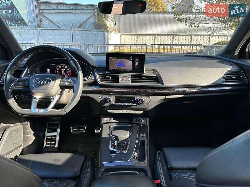 Внедорожник / Кроссовер Audi SQ5 2019 в Киеве
