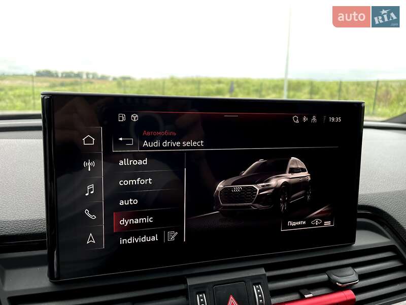 Внедорожник / Кроссовер Audi SQ5 2022 в Ровно