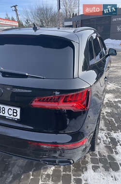Внедорожник / Кроссовер Audi SQ5 2019 в 