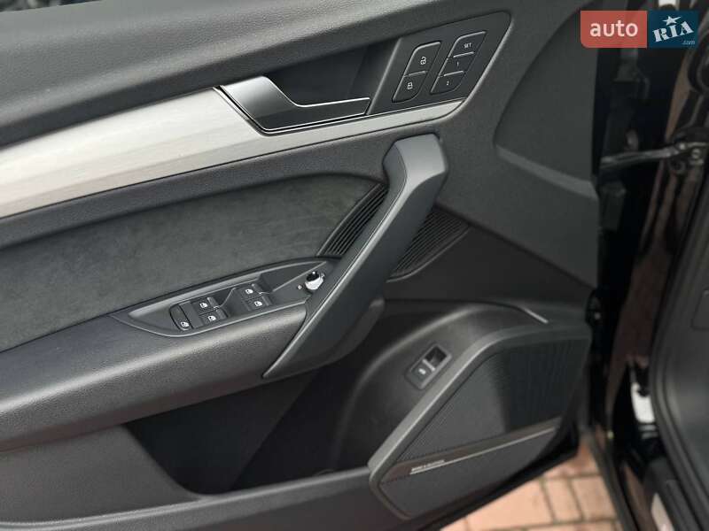 Позашляховик / Кросовер Audi SQ5 2018 в Одесі