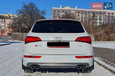 Внедорожник / Кроссовер Audi SQ5 2015 в 