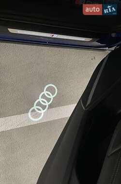 Внедорожник / Кроссовер Audi SQ5 2021 в 