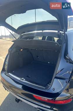 Внедорожник / Кроссовер Audi SQ5 2013 в 