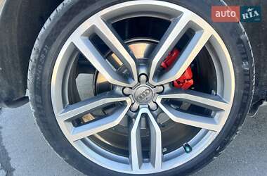 Внедорожник / Кроссовер Audi SQ5 2013 в 