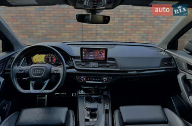 Внедорожник / Кроссовер Audi SQ5 2019 в 