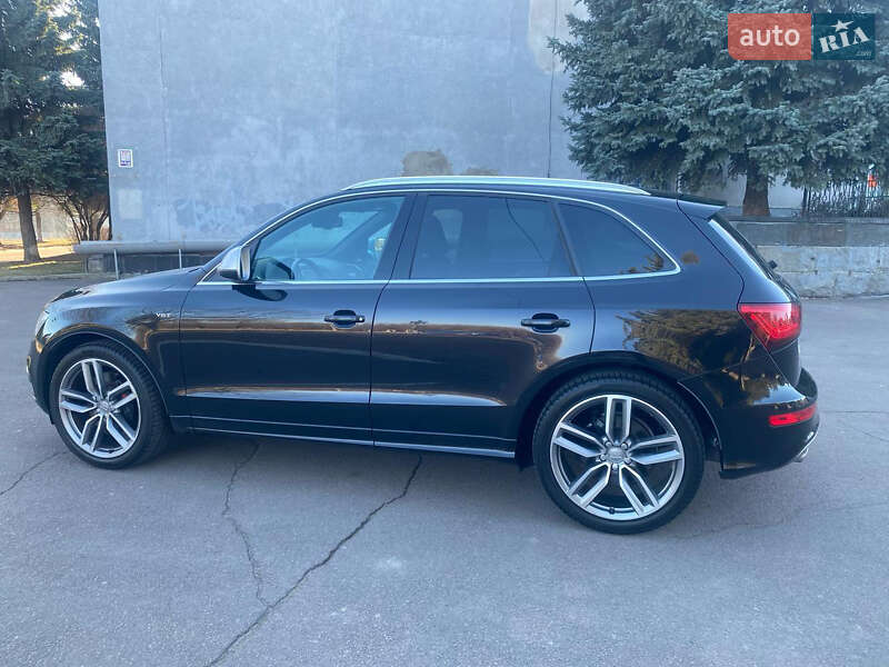 Позашляховик / Кросовер Audi SQ5 2013 в Рівному