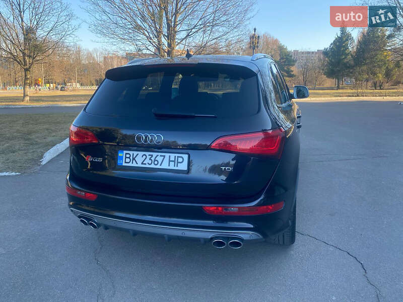 Позашляховик / Кросовер Audi SQ5 2013 в Рівному
