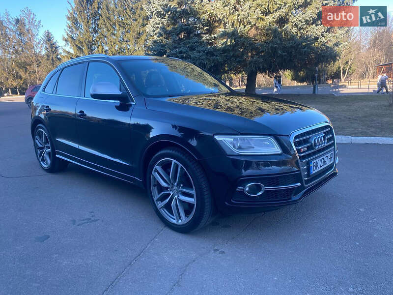 Позашляховик / Кросовер Audi SQ5 2013 в Рівному