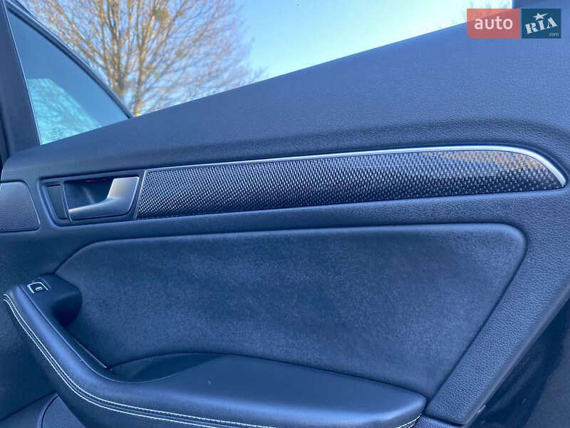 Позашляховик / Кросовер Audi SQ5 2013 в Рівному