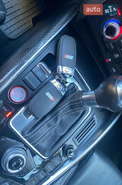 Внедорожник / Кроссовер Audi SQ5 2013 в 