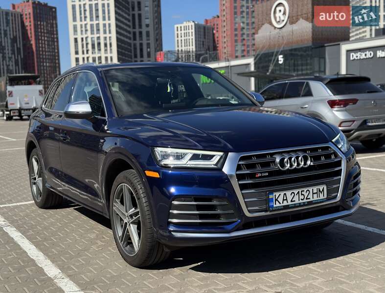 Позашляховик / Кросовер Audi SQ5 2018 в Києві